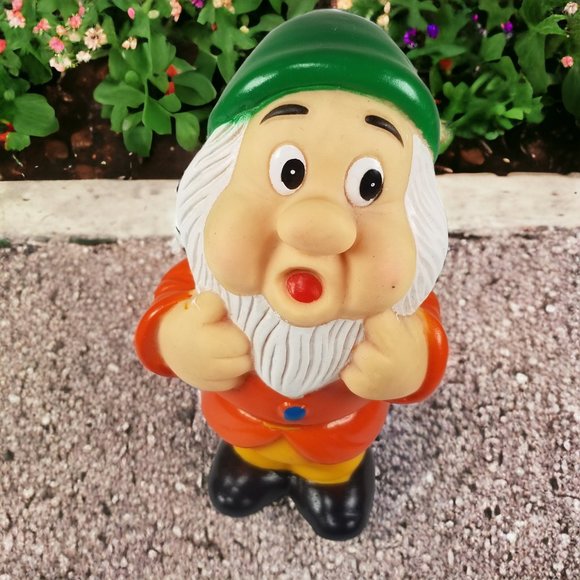 Disney's the Seven Dwarfs 7-Colorful Rubber Squeak Toys a Snow White Colectible - Picture 6 of 16